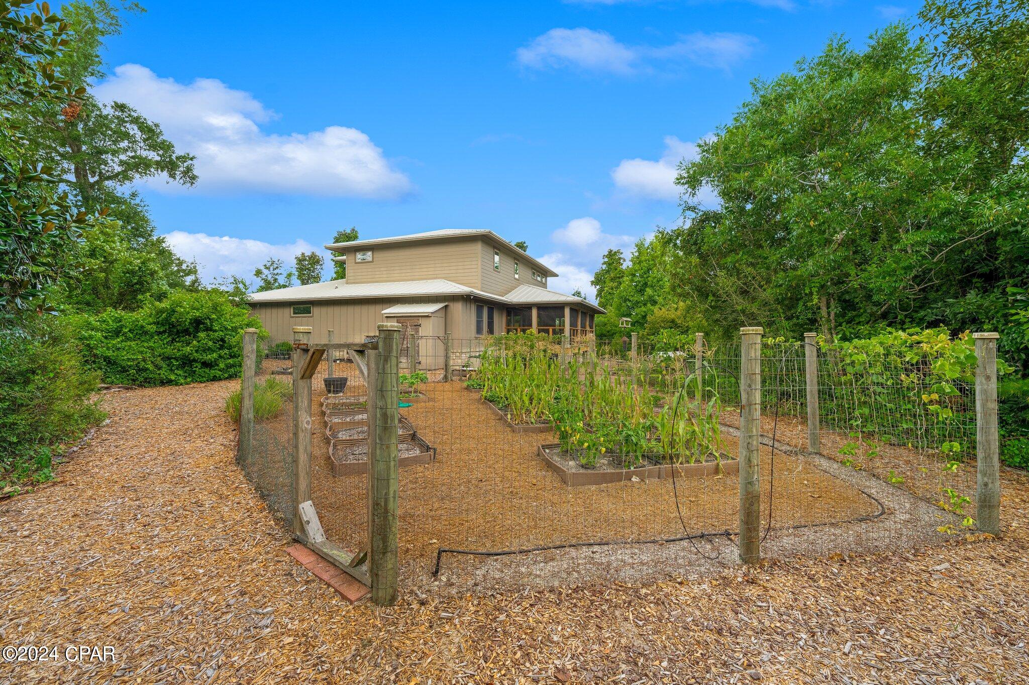 Lake Forest Estates - Residential