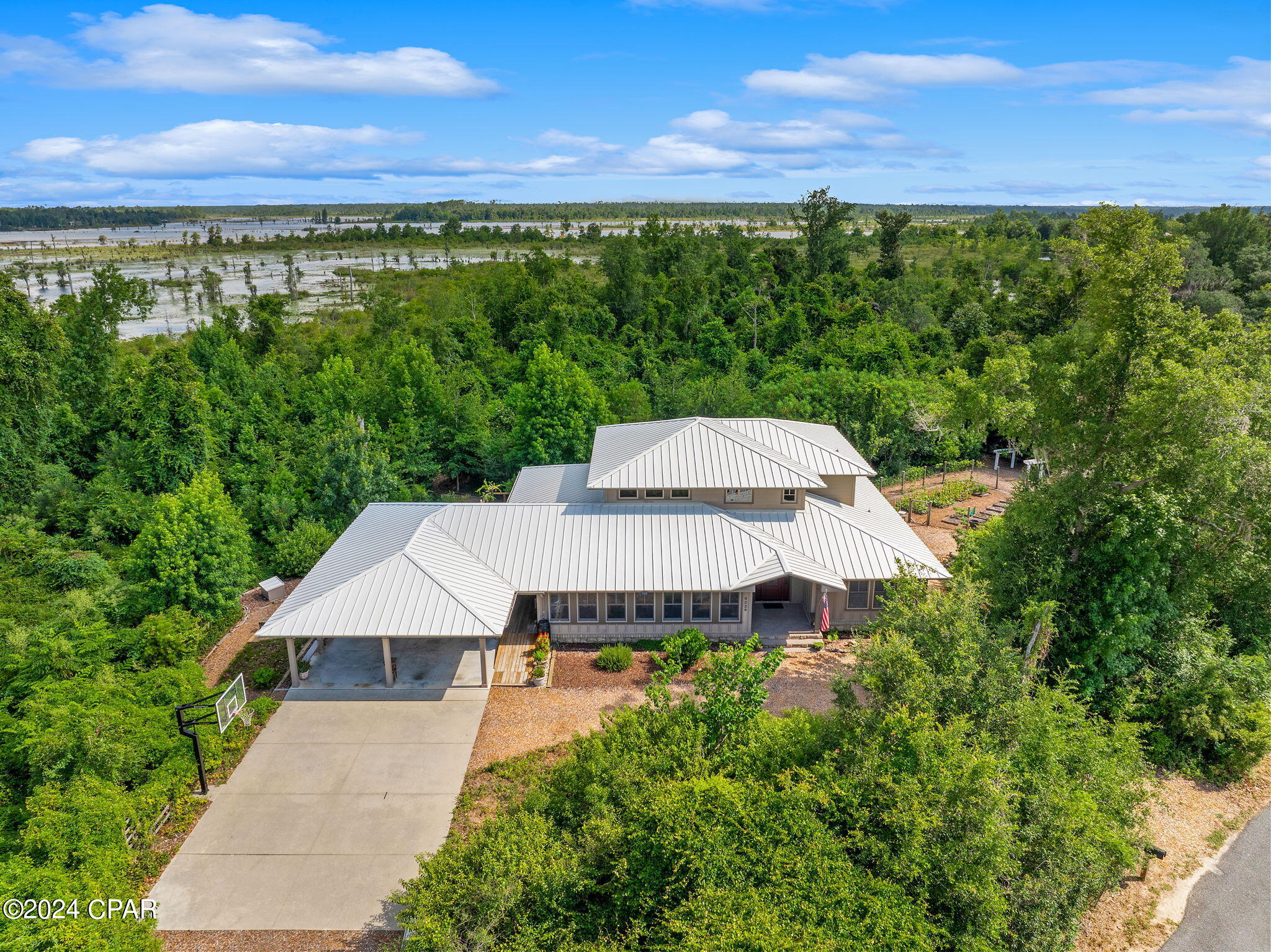 Lake Forest Estates - Residential