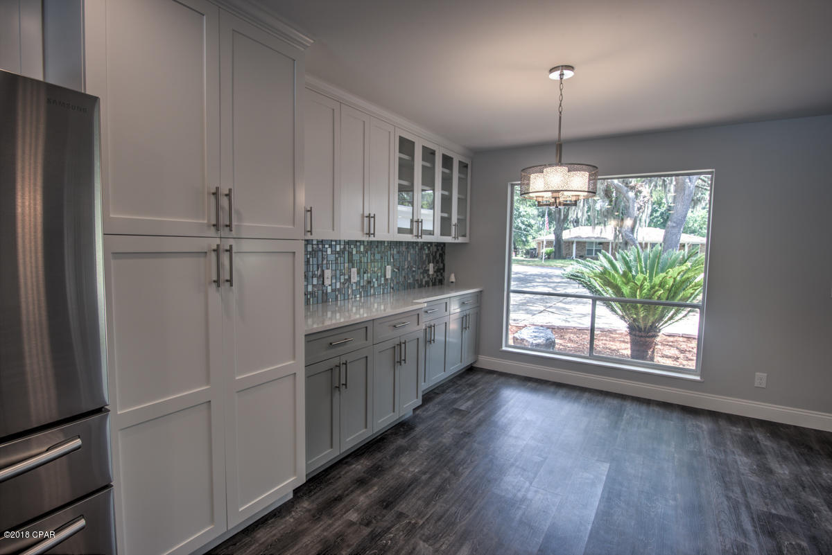 Pretty Bayou Island - Residential