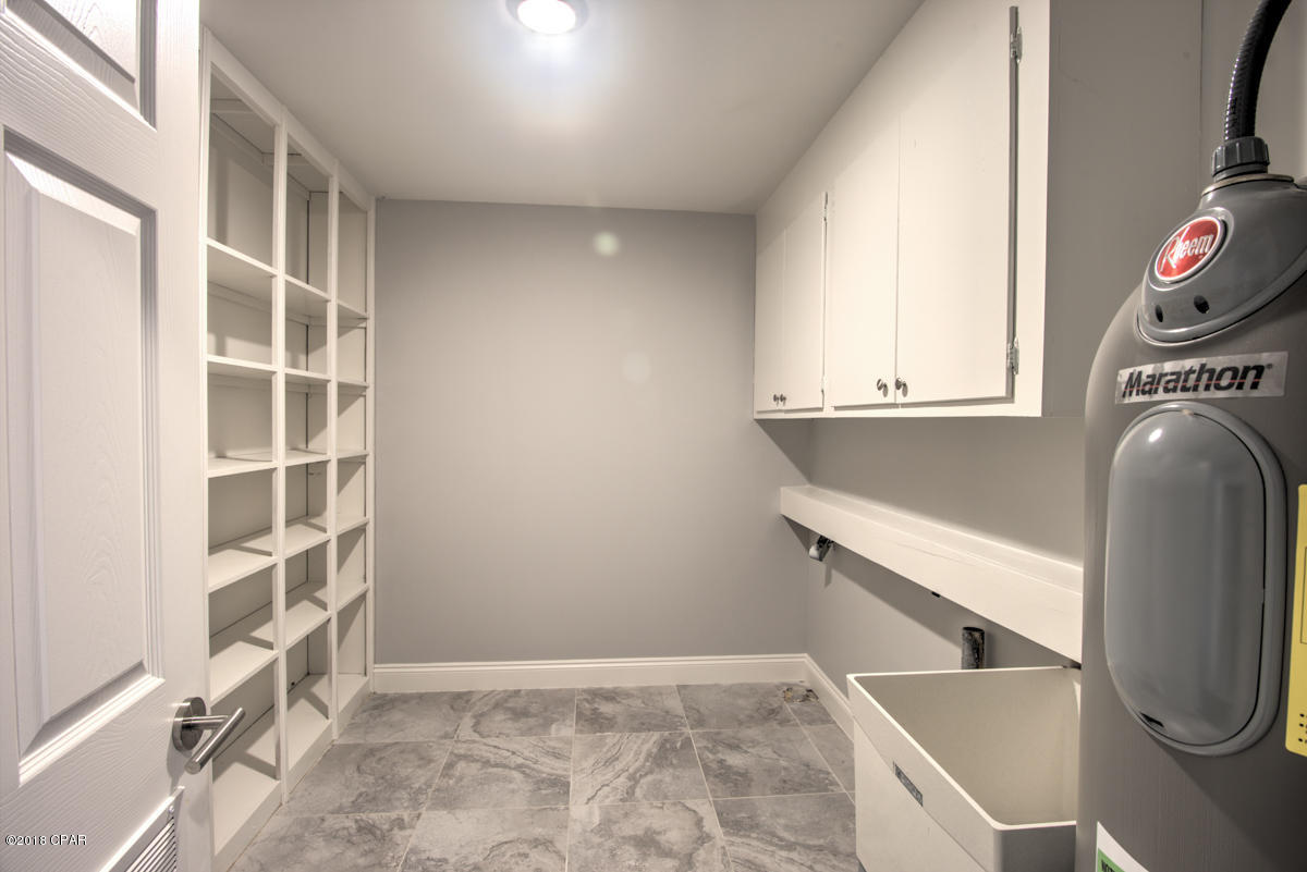 Pretty Bayou Island - Residential