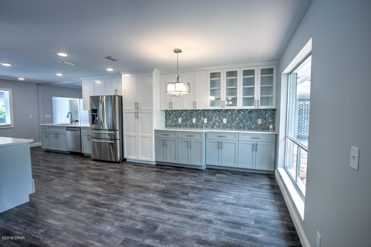 Pretty Bayou Island - Residential