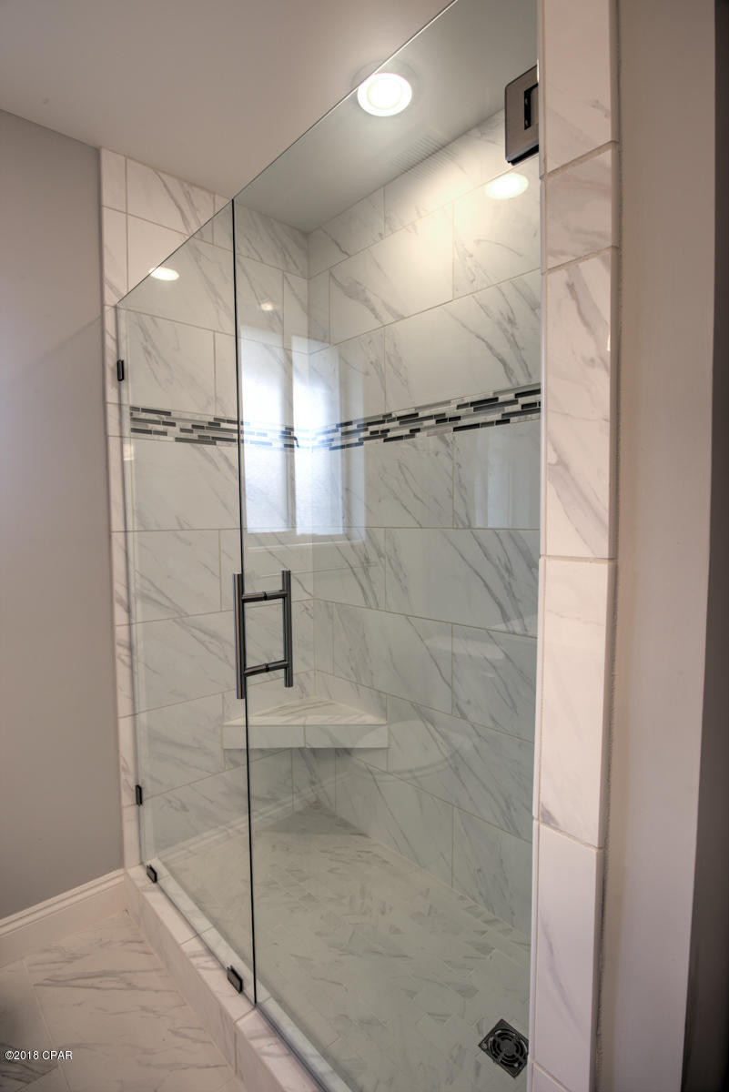 Pretty Bayou Island - Residential