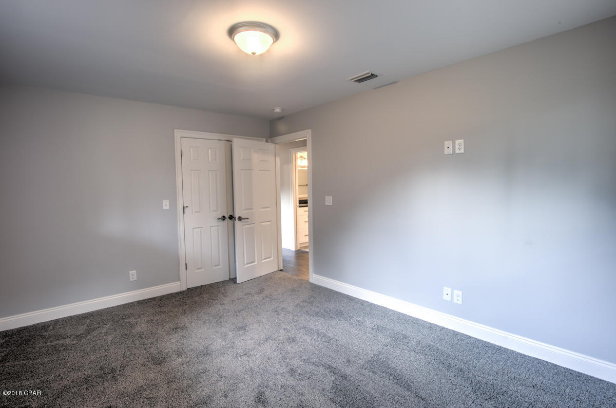 Pretty Bayou Island - Residential