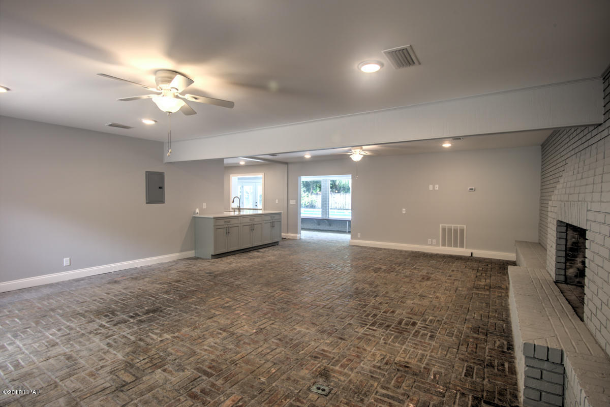 Pretty Bayou Island - Residential