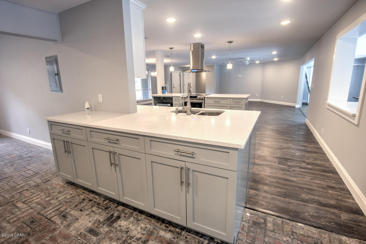 Pretty Bayou Island - Residential