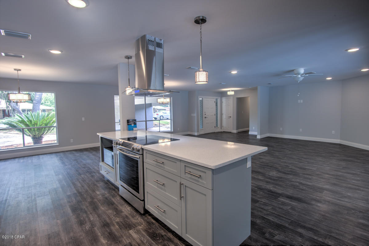 Pretty Bayou Island - Residential