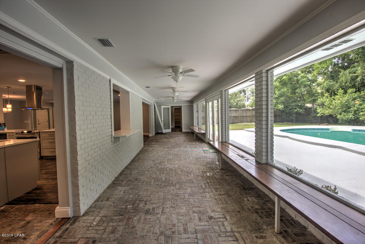 Pretty Bayou Island - Residential