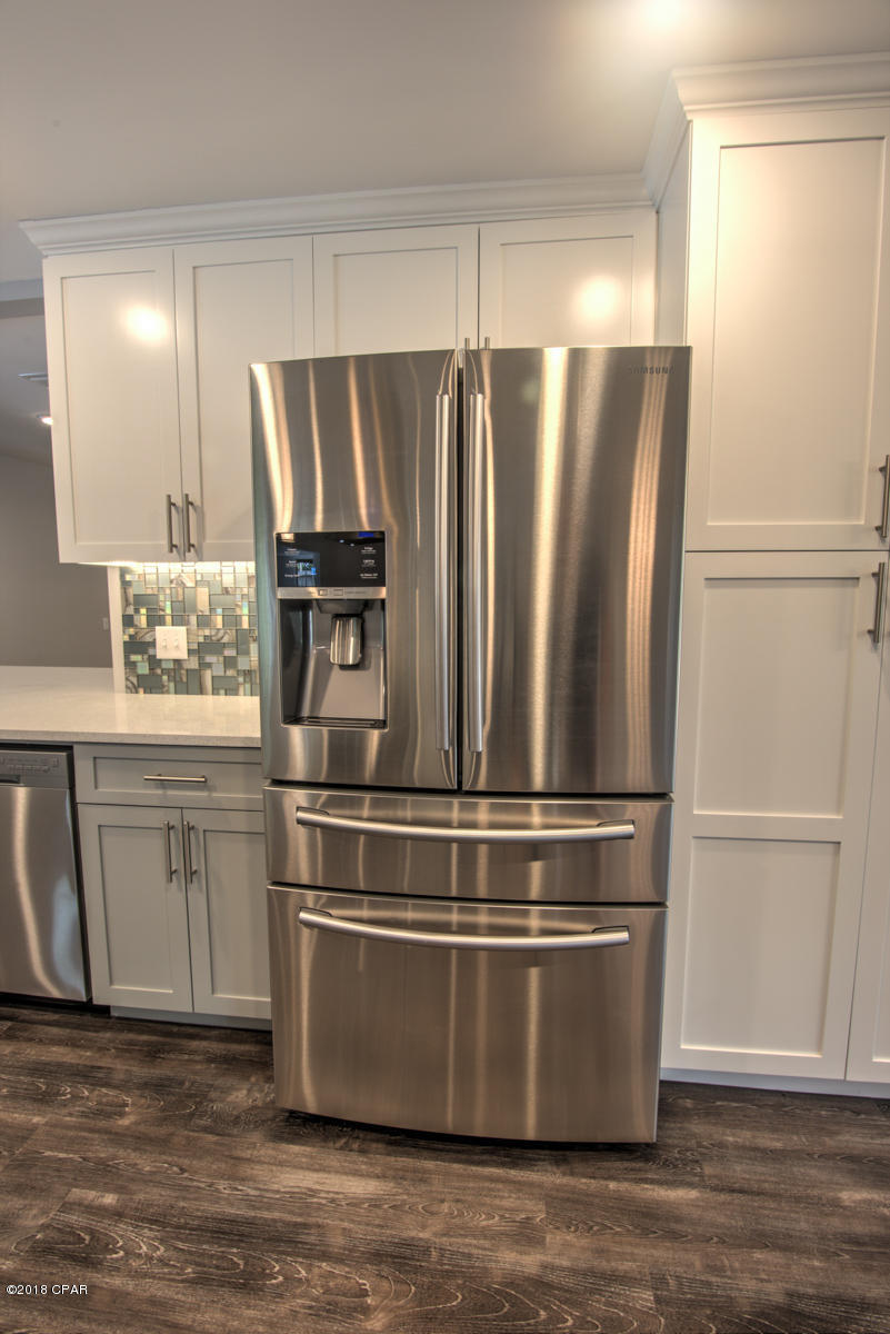 Pretty Bayou Island - Residential