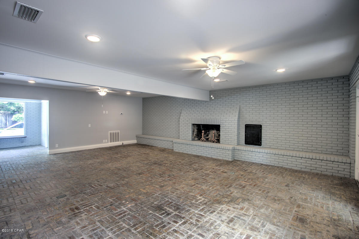 Pretty Bayou Island - Residential