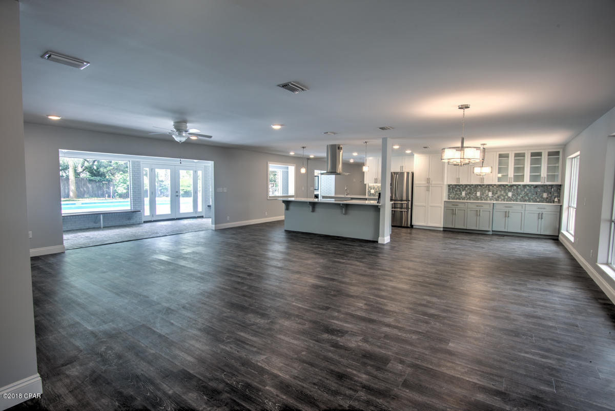 Pretty Bayou Island - Residential