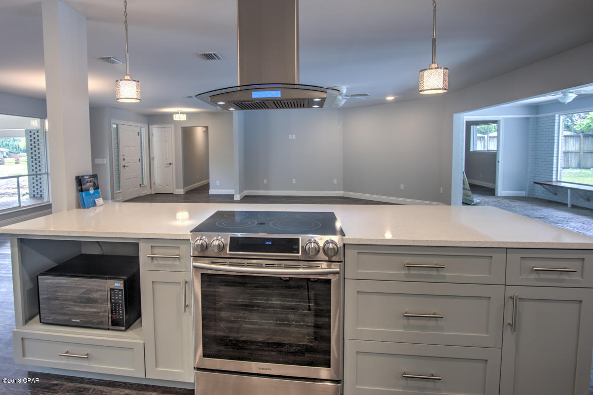 Pretty Bayou Island - Residential