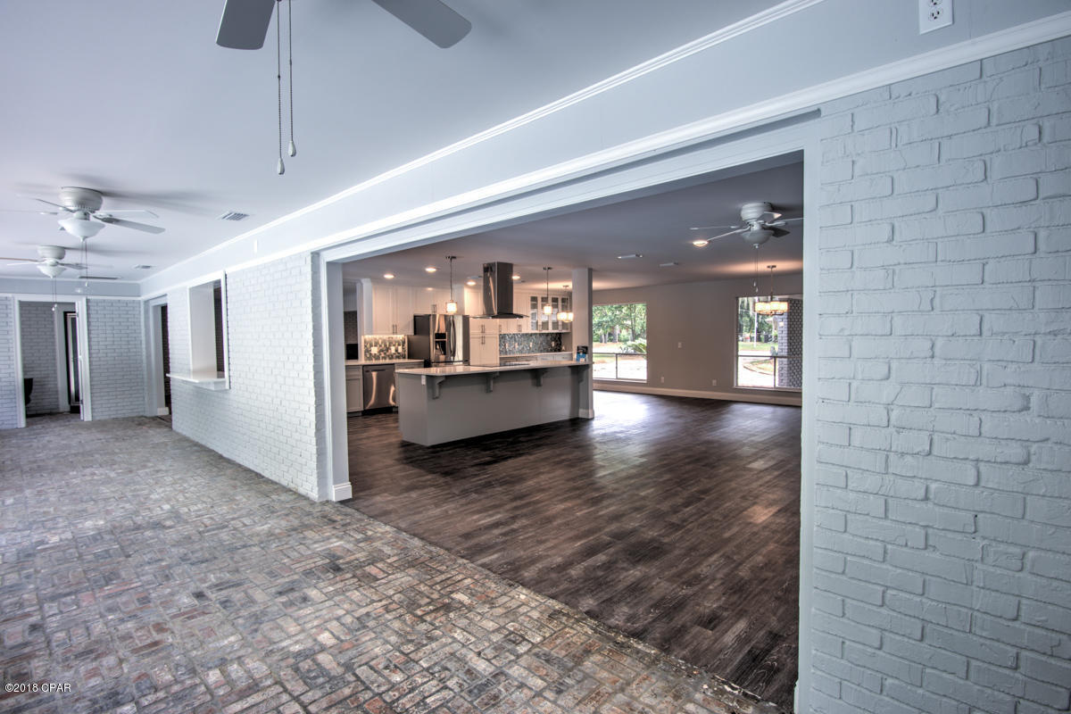 Pretty Bayou Island - Residential