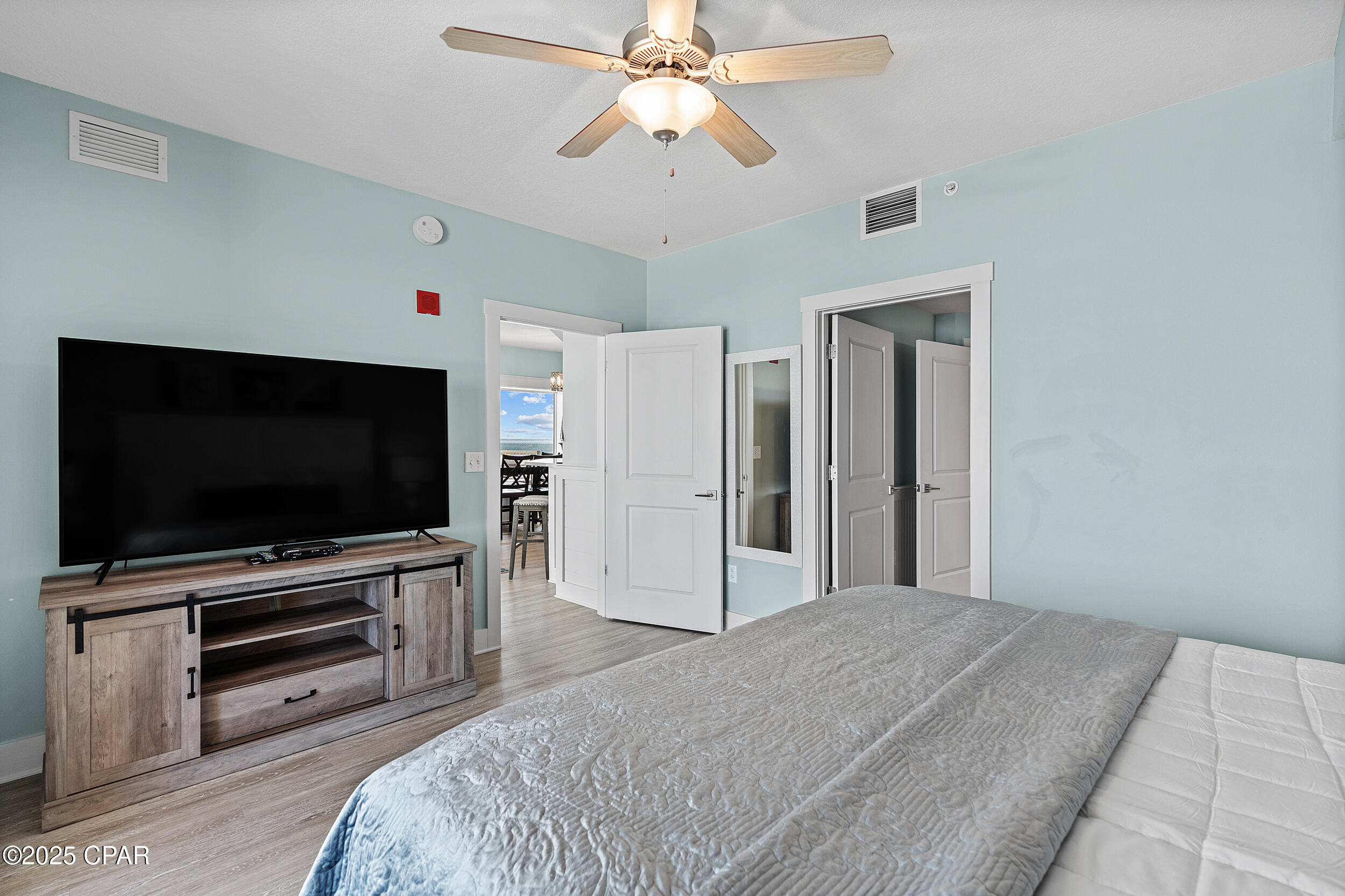 Calypso Towers III - Residential