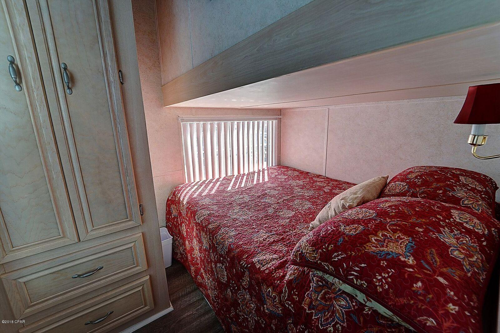 Emerald Pointe Resort - Residential