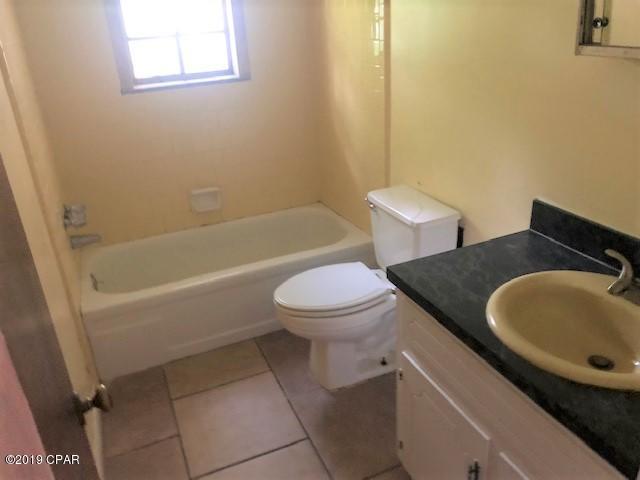 Lakewood Country Estates - Residential