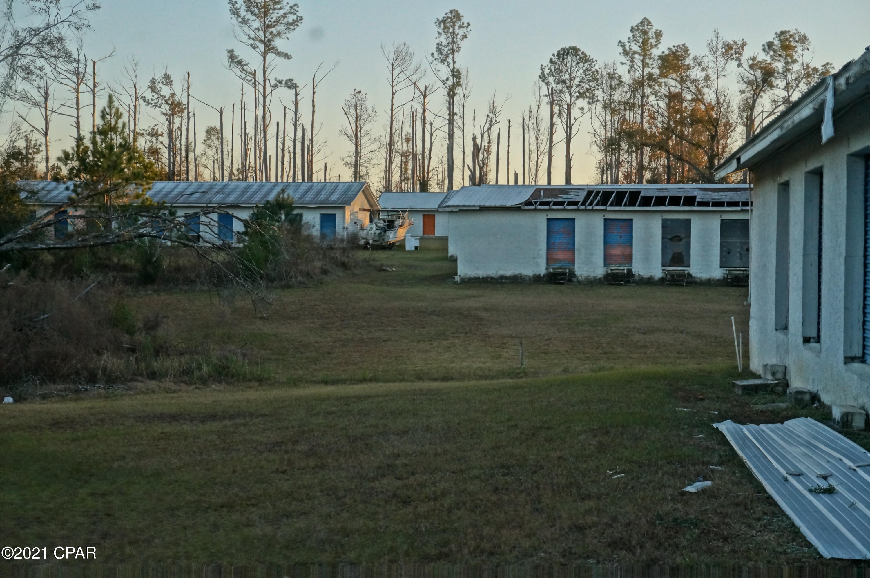 [No Recorded Subdiv] - Commercial Sale