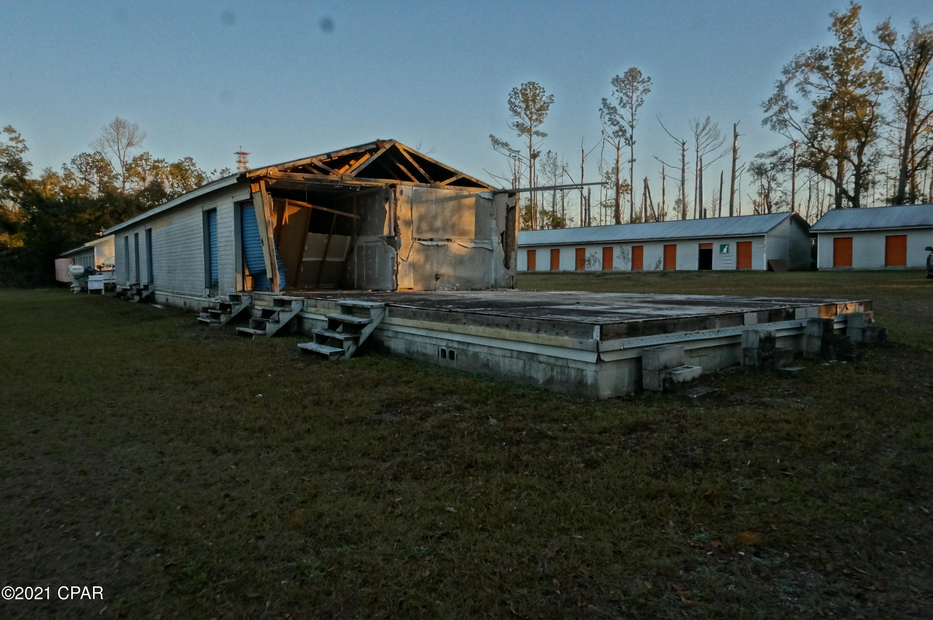 [No Recorded Subdiv] - Commercial Sale