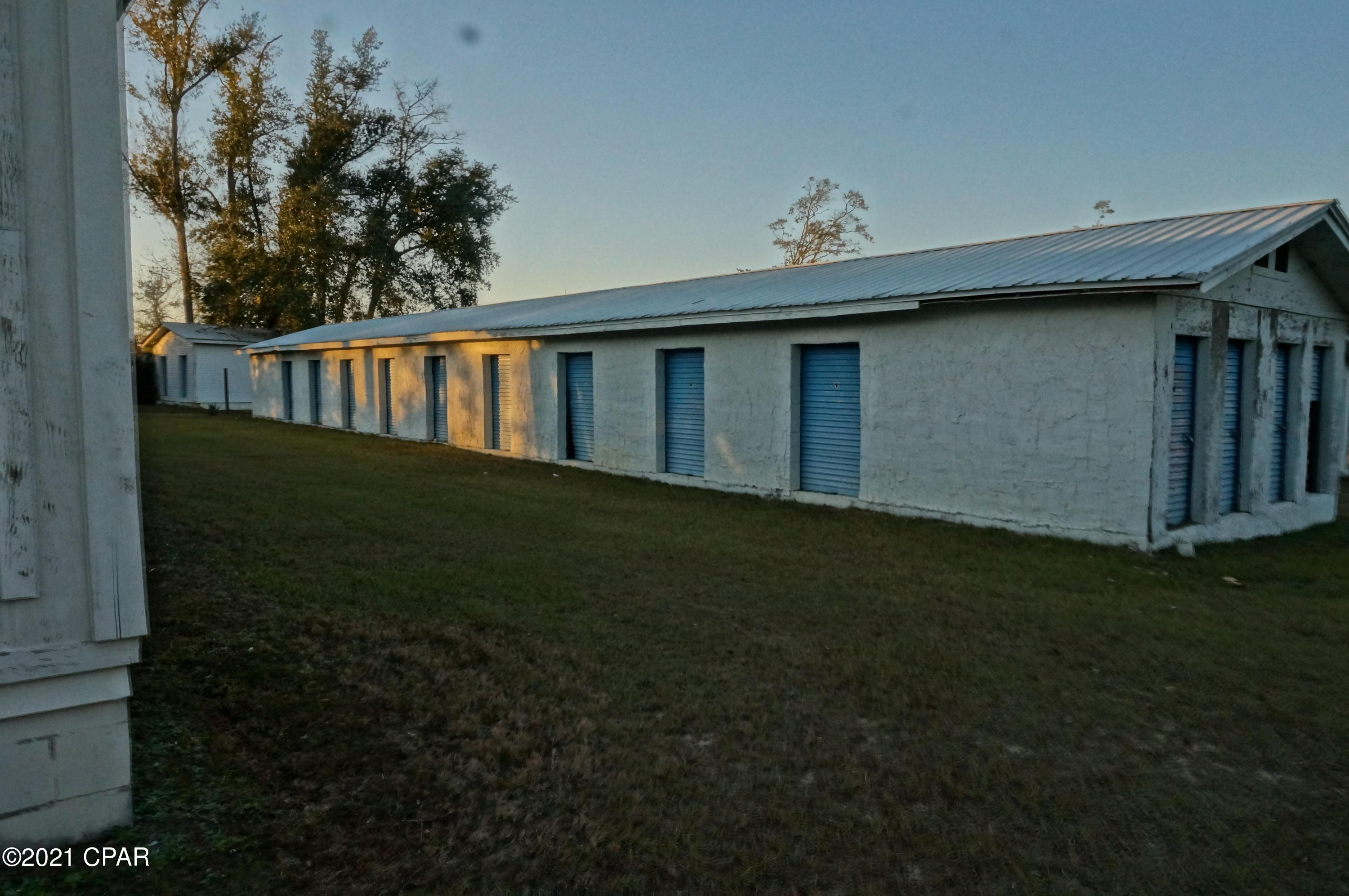 [No Recorded Subdiv] - Commercial Sale