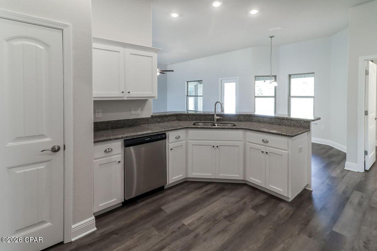 Cedar Creek At Deerpoint Lake - Residential