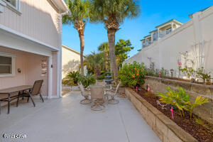 Villa Chateaus - Residential