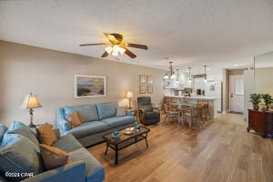 Villa Chateaus - Residential