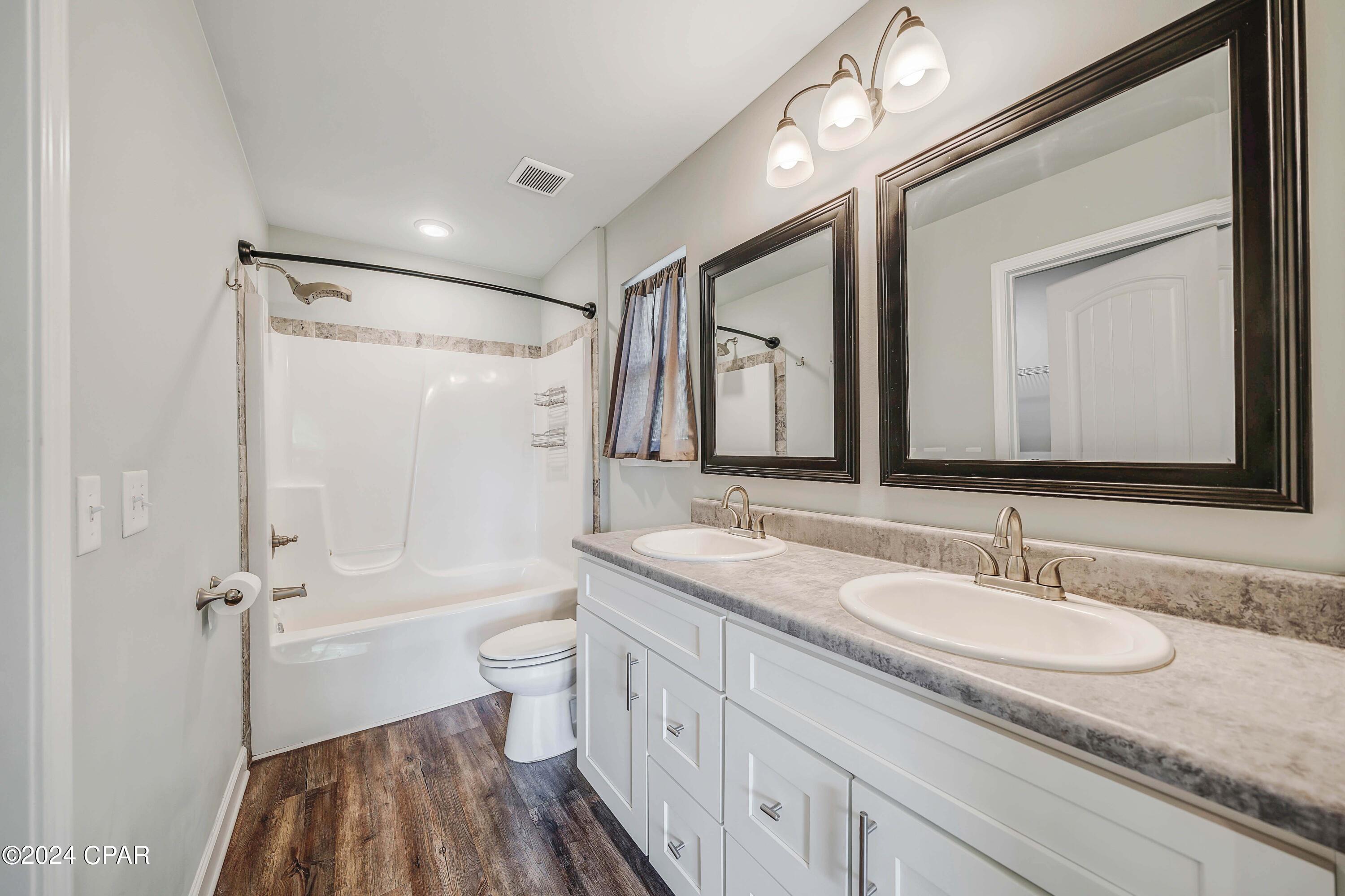 Woodlawn Village Ph 1 - Residential Lease