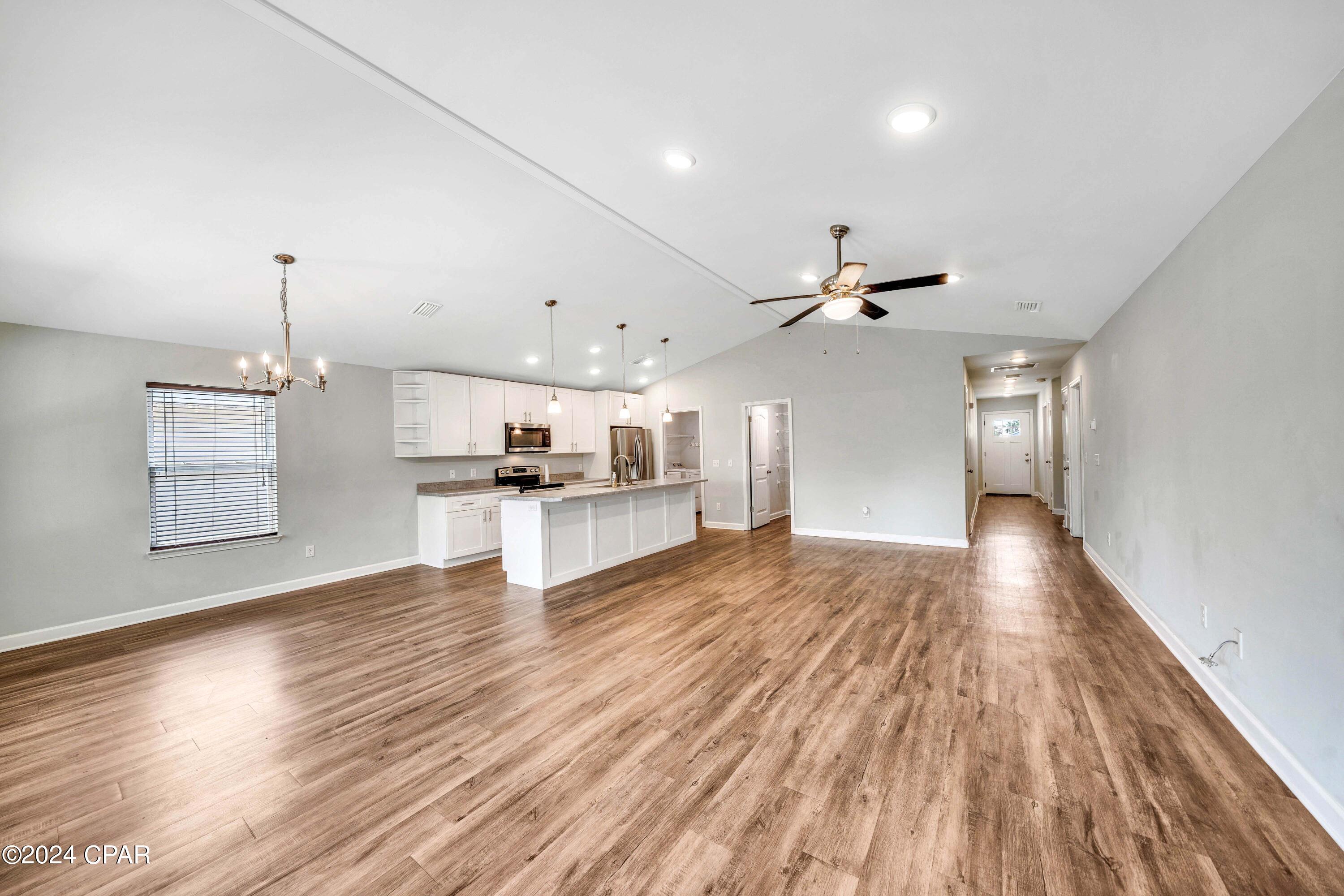 Woodlawn Village Ph 1 - Residential Lease