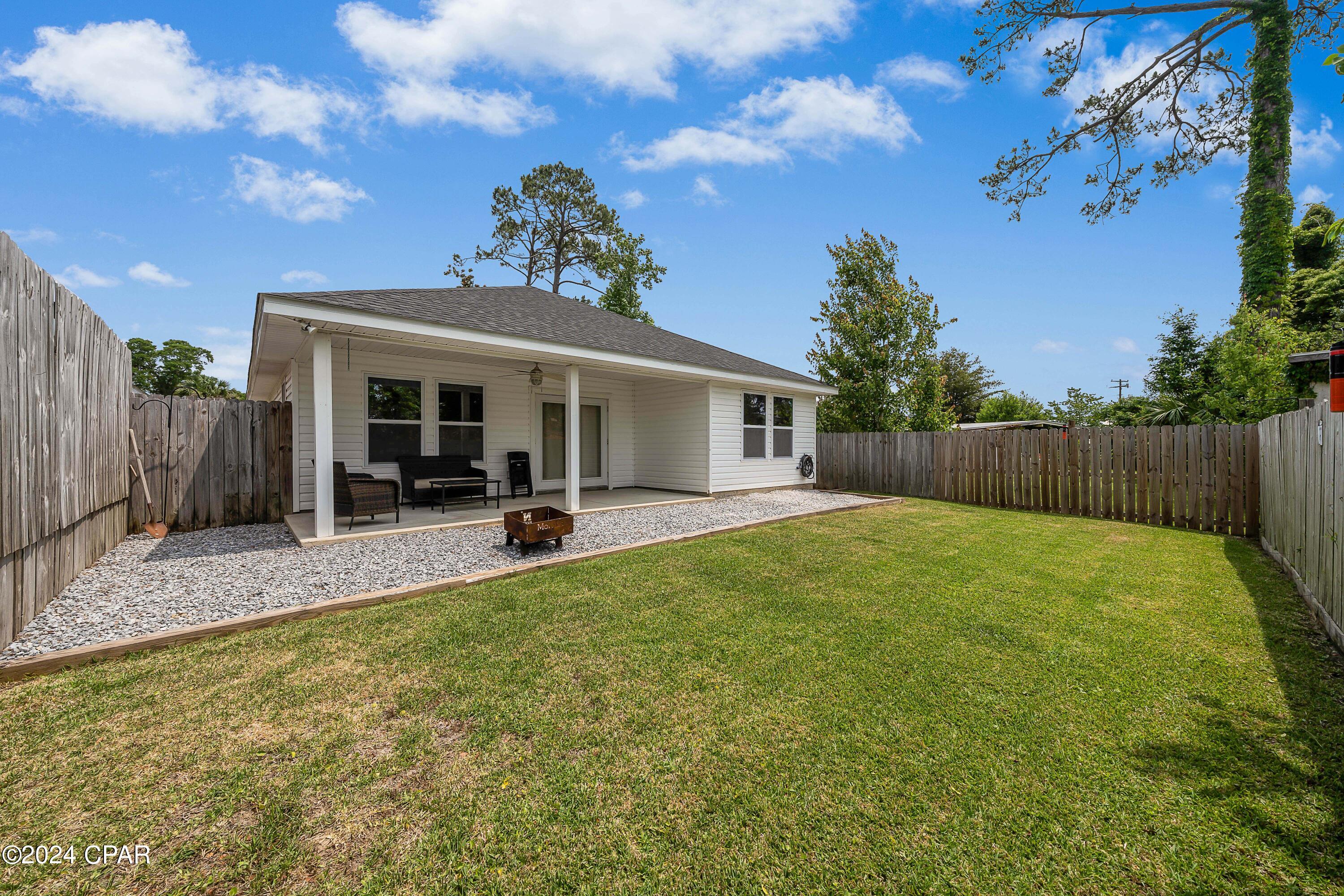 Woodlawn Village Ph 1 - Residential Lease