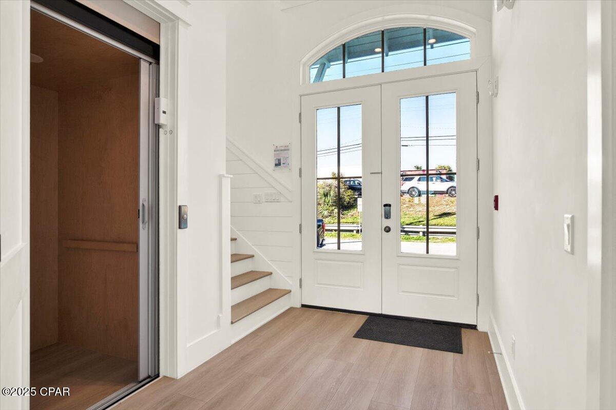 13401 Oleander Drive