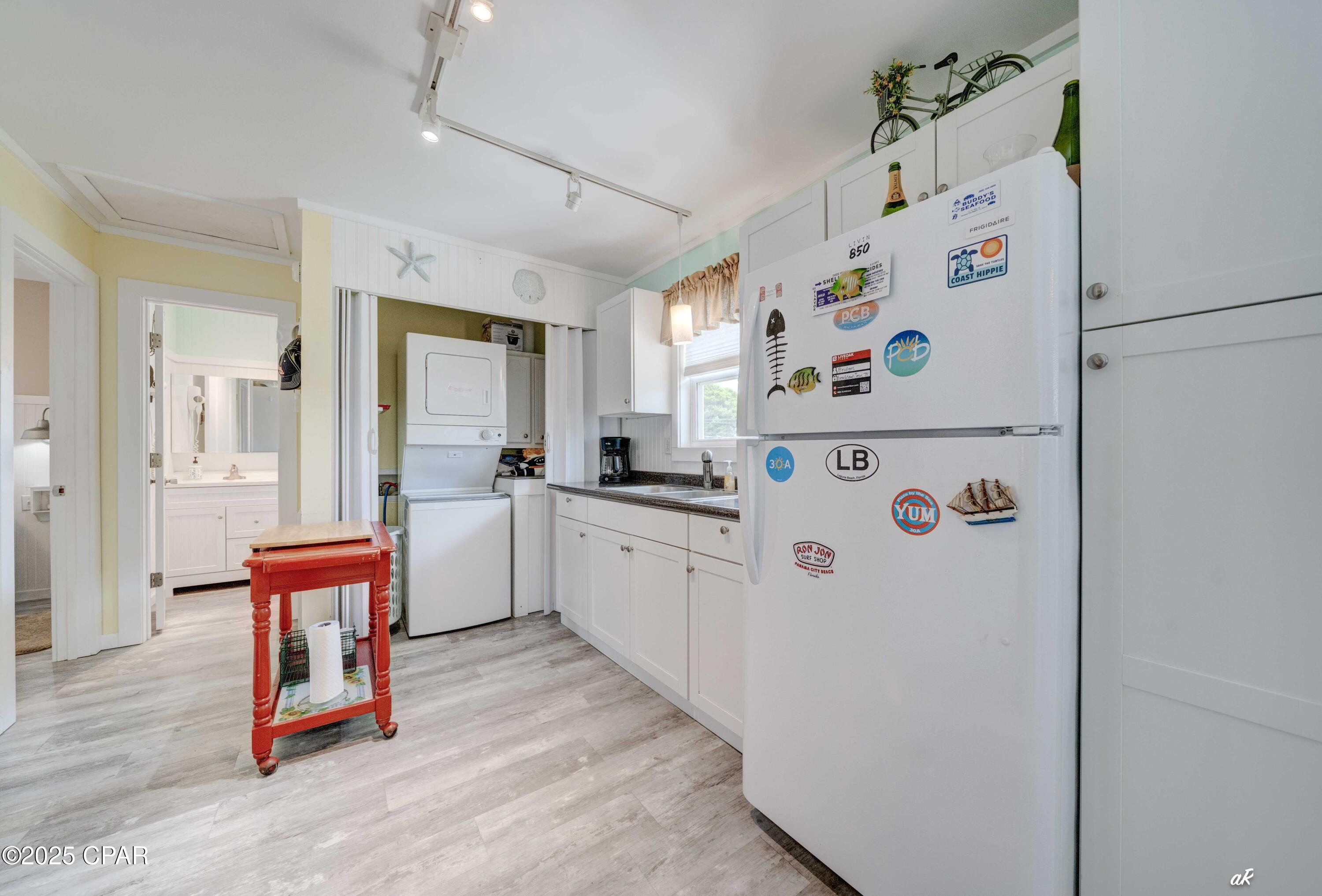 Laguna Beach 5th Add - Residential