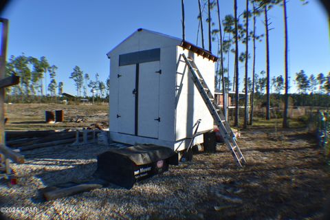 A home in Wewahitchka