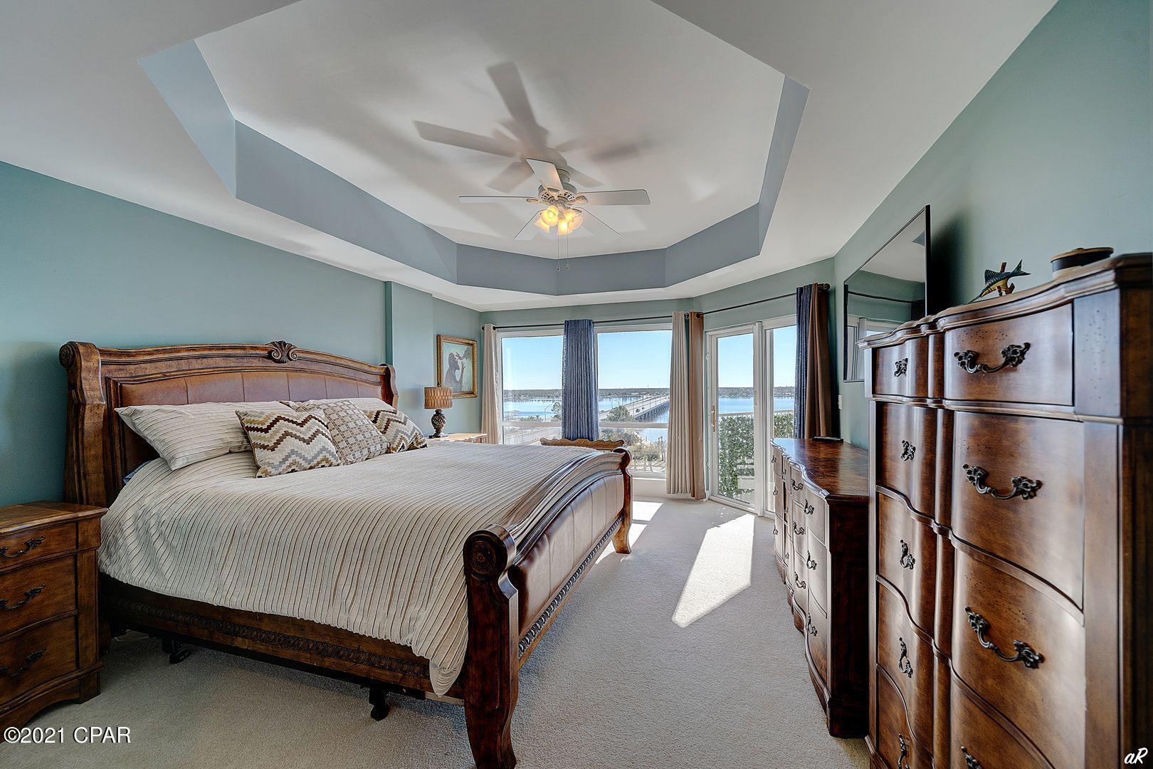 Marina Bay Condo - Residential