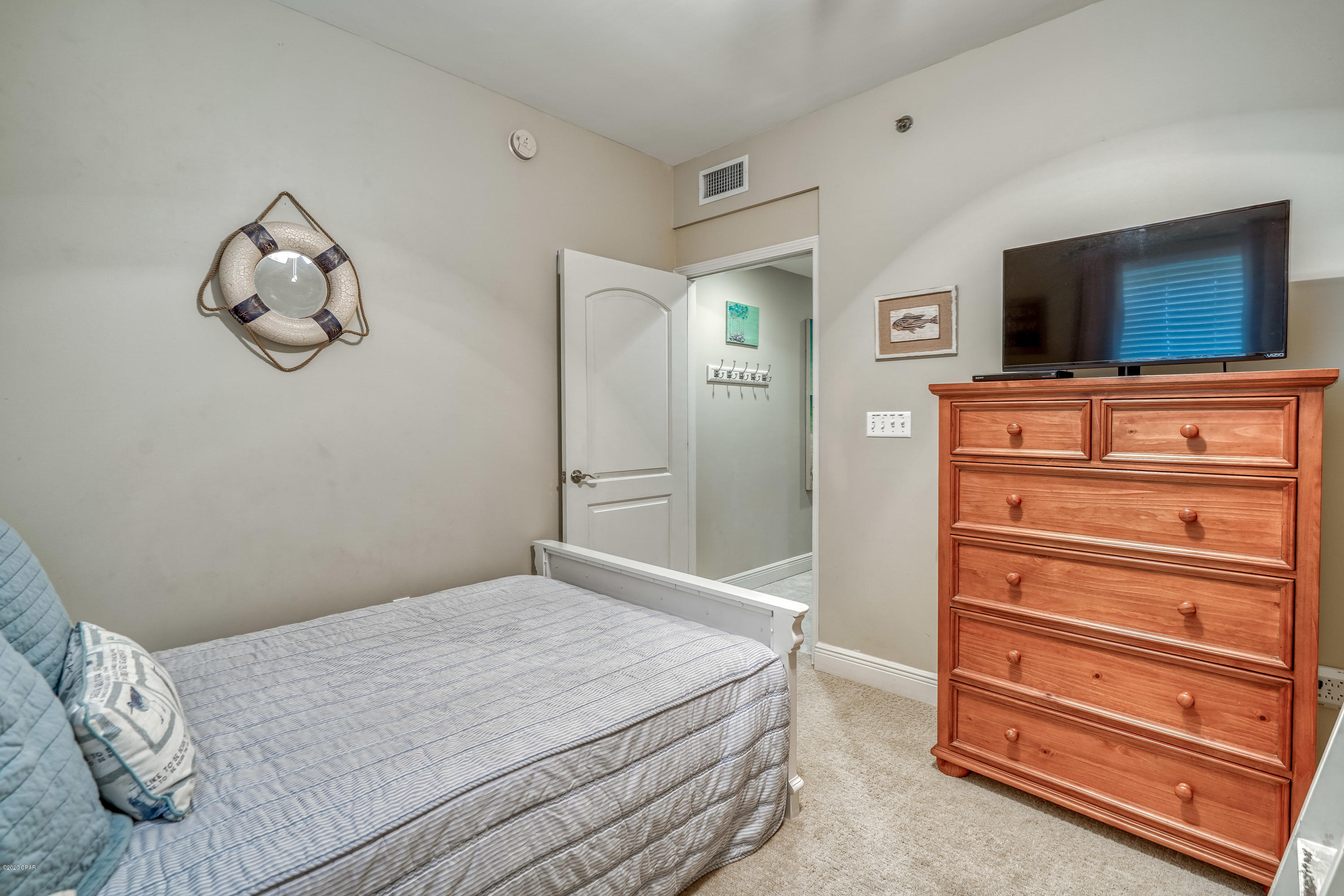 Sterling Breeze - Residential