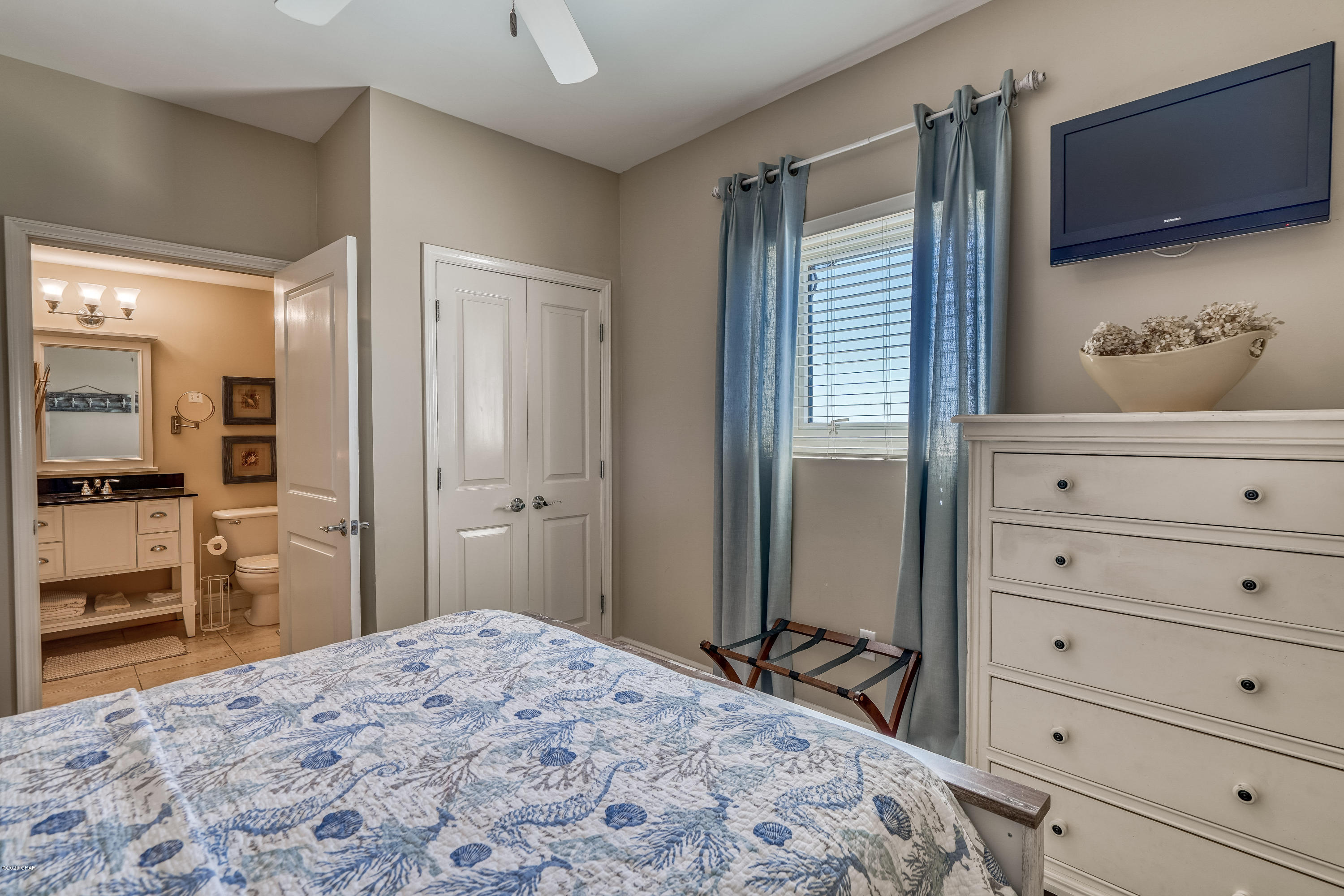 Sterling Breeze - Residential