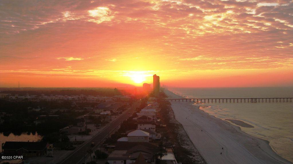 Sterling Breeze - Residential