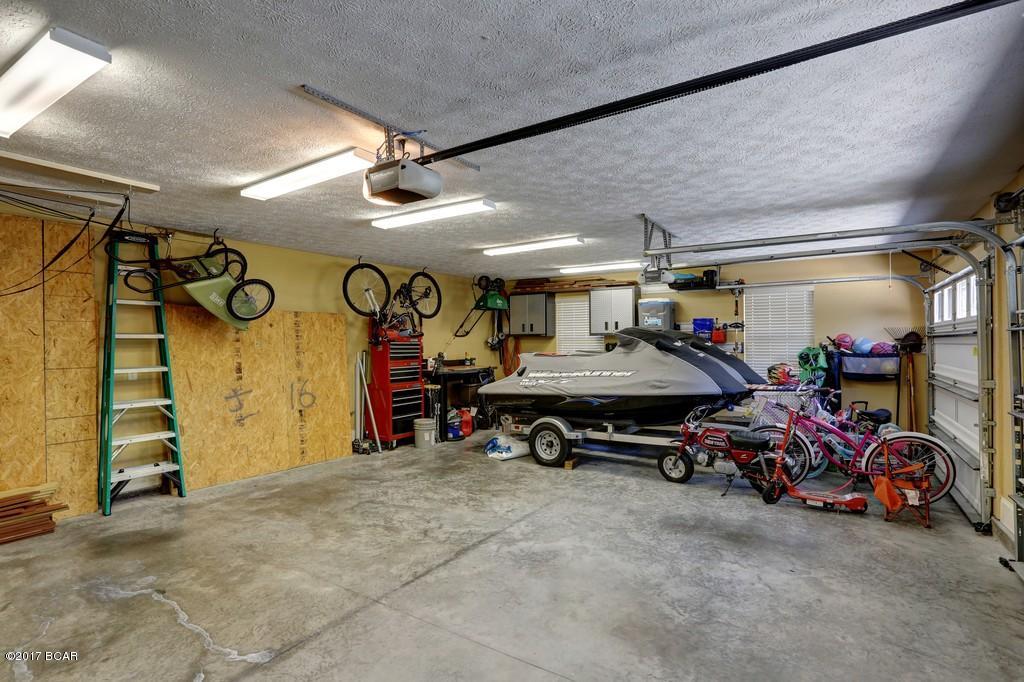 College Oaks - Residential