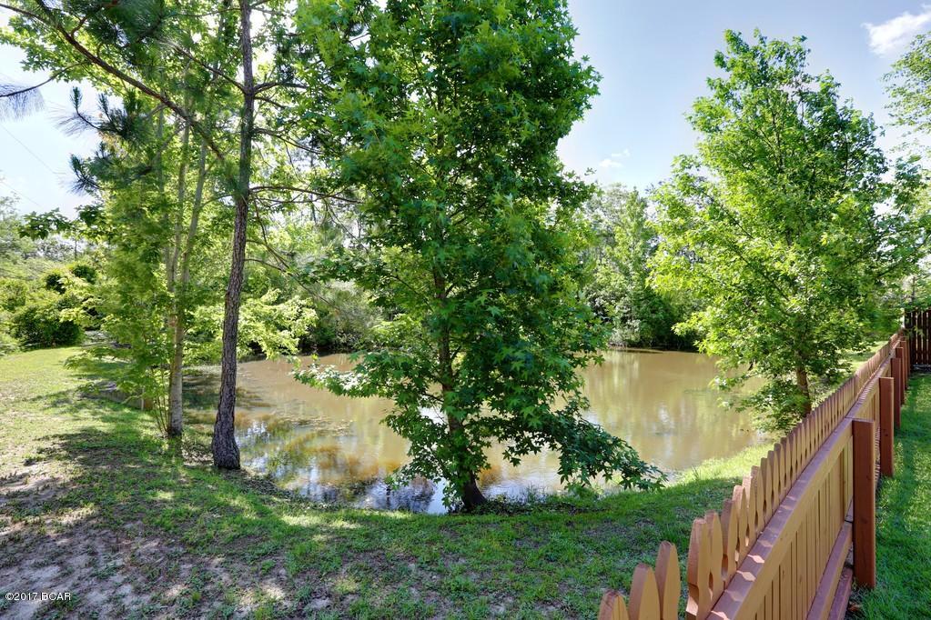 College Oaks - Residential