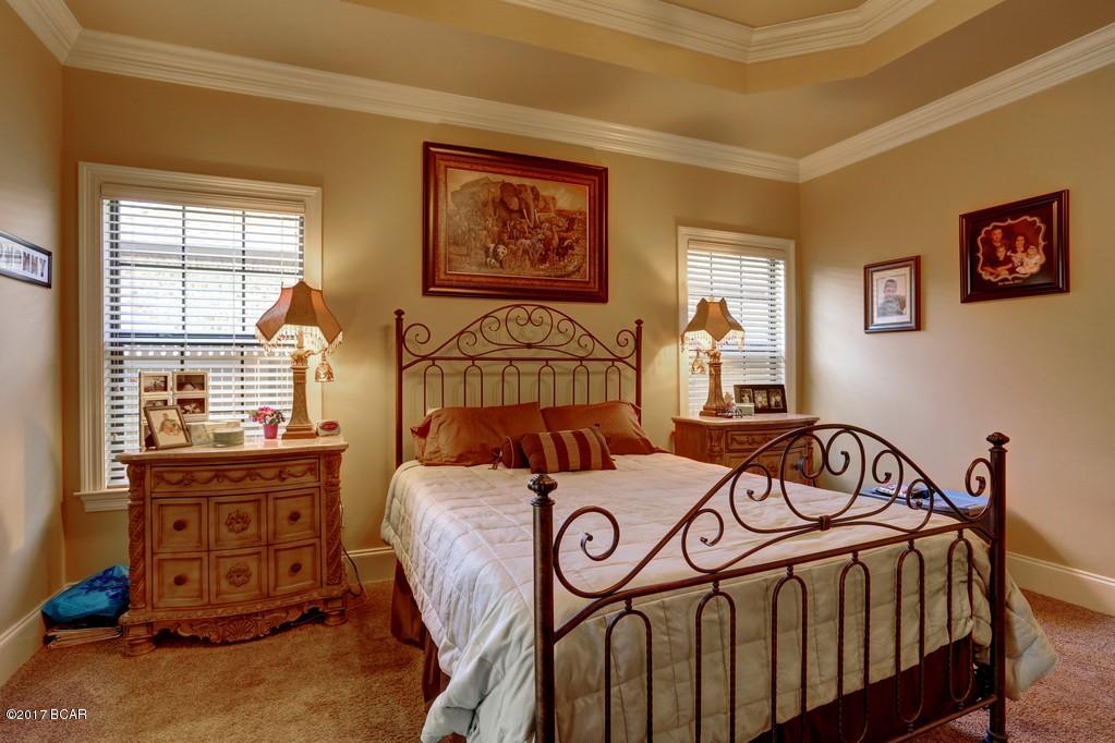 College Oaks - Residential