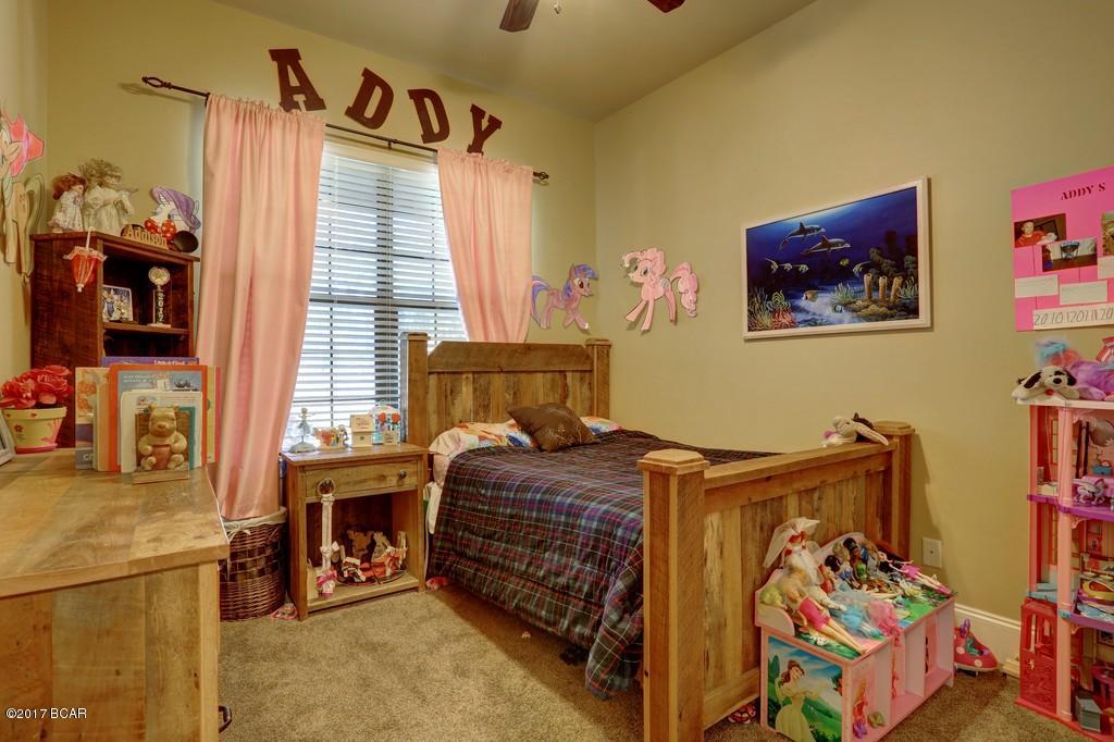 College Oaks - Residential