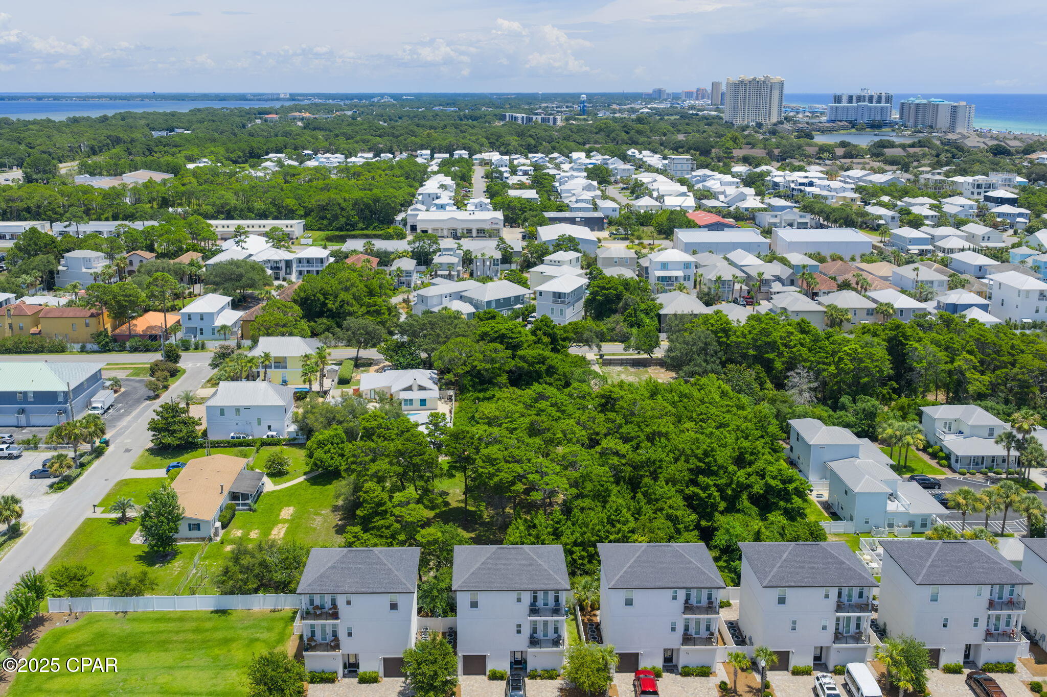 [No Recorded Subdiv] - Residential