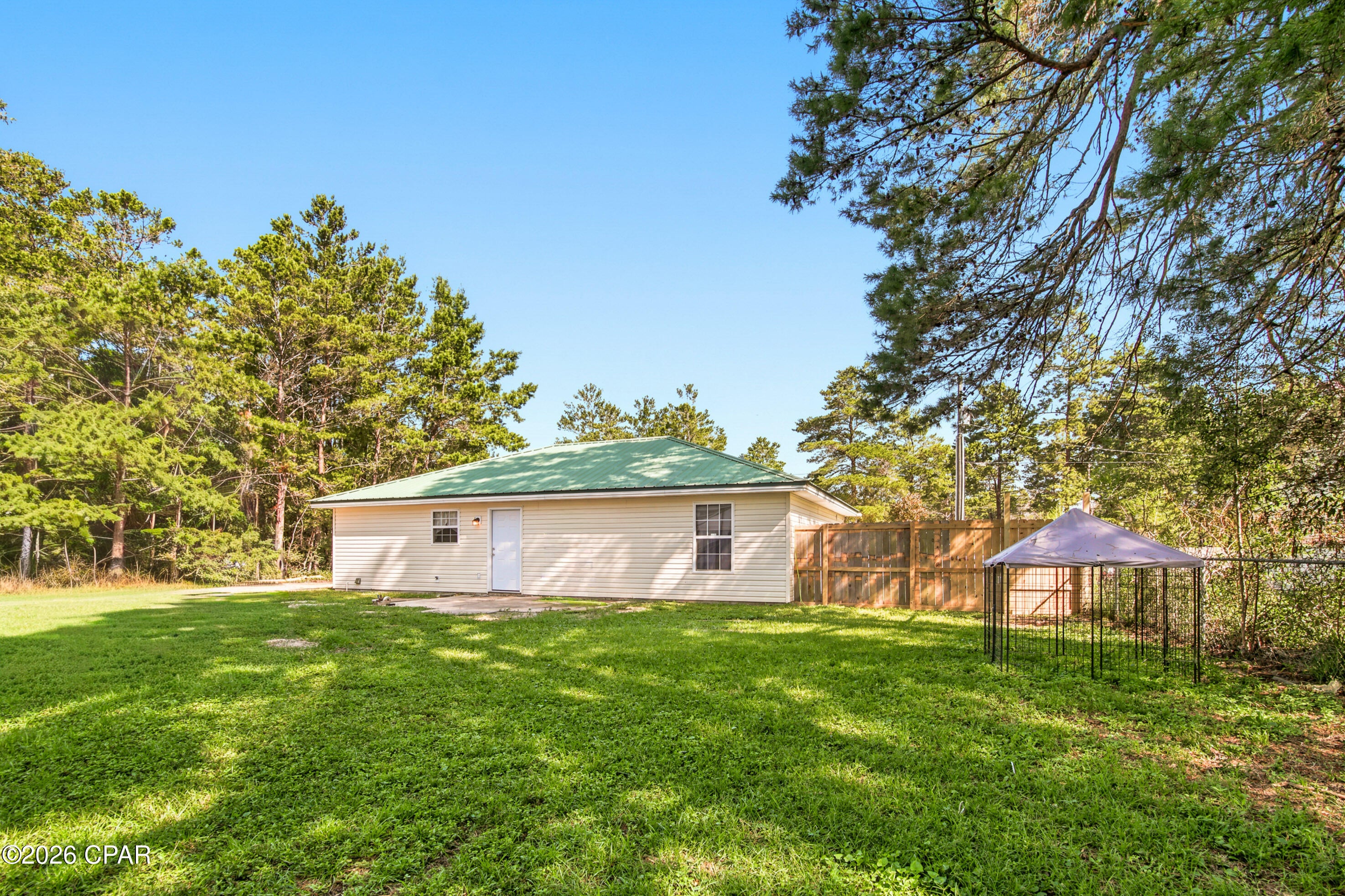 605 W Violet Lane