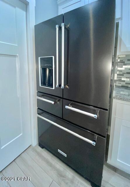 Crestview Heights 1st Add - Residential