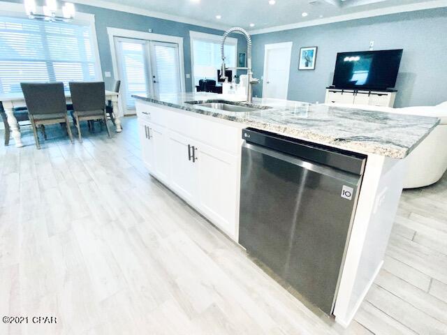 Crestview Heights 1st Add - Residential