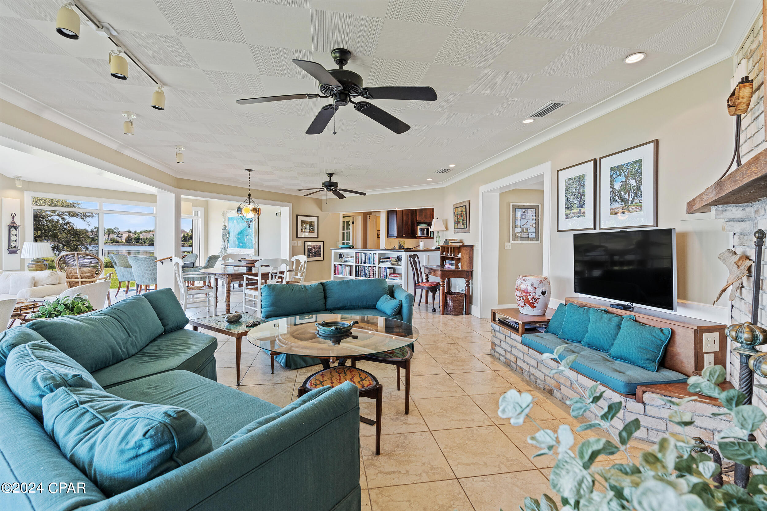 Magnolia Beach - Residential