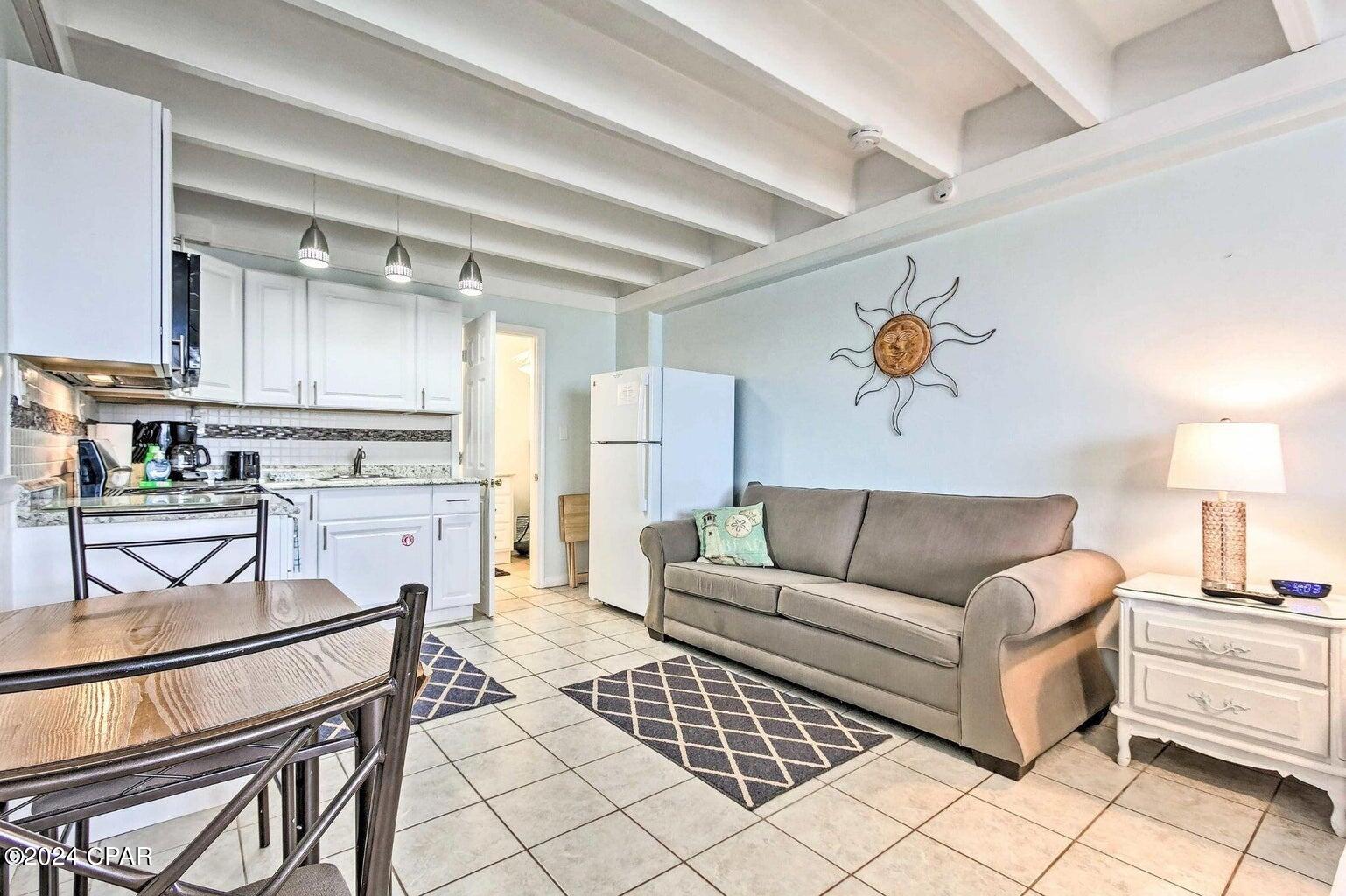 Fontainebleau Terrace - Residential