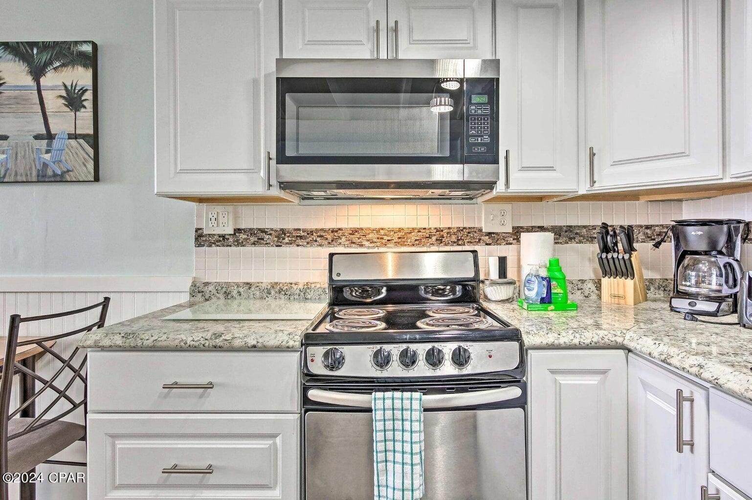 Fontainebleau Terrace - Residential