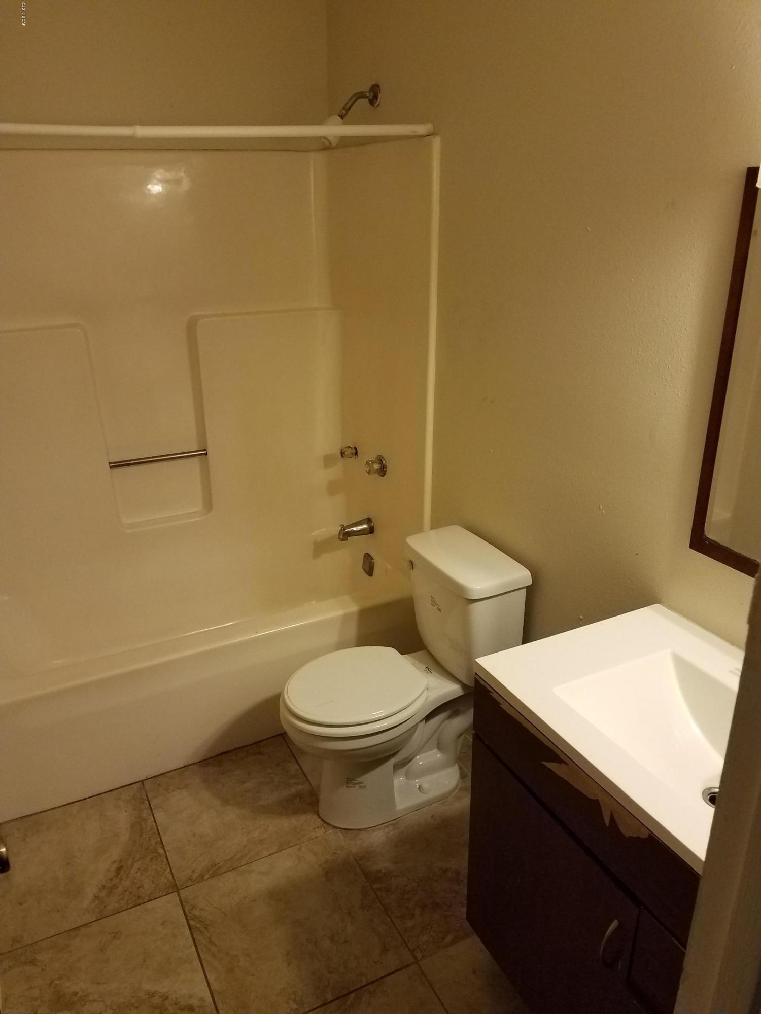 [No Recorded Subdiv] - Residential Lease