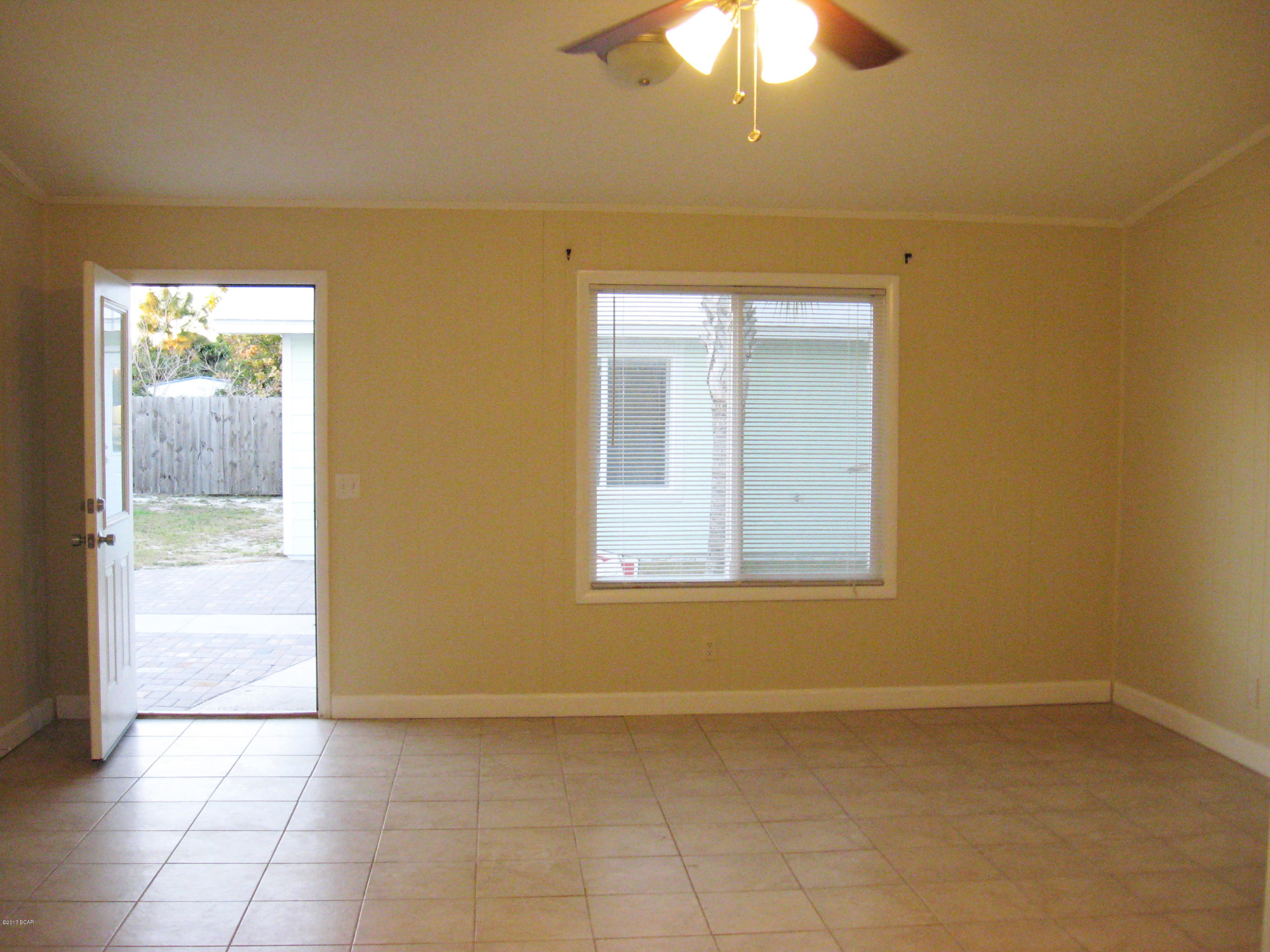 Biltmore Beach 1st Add - Residential