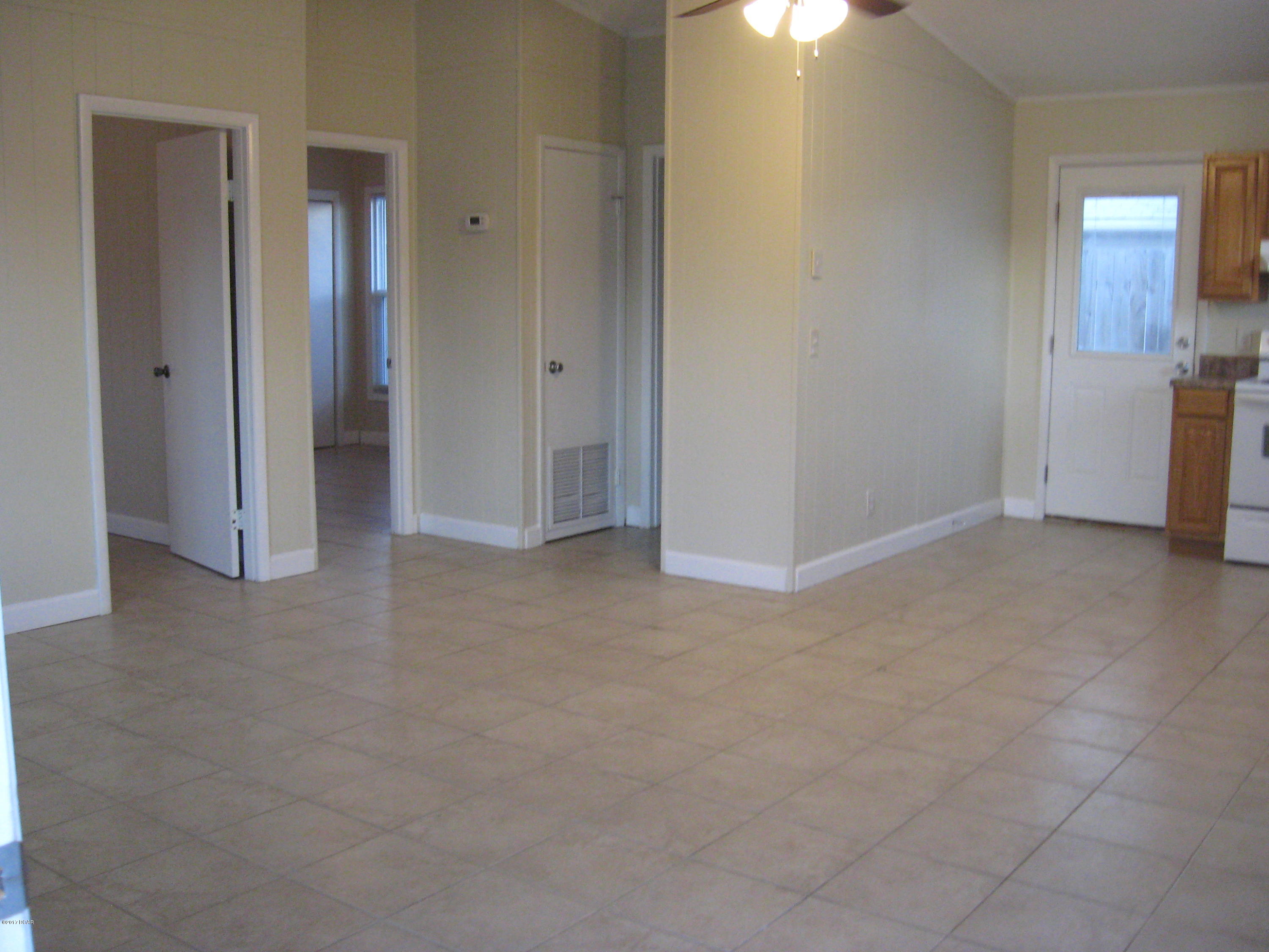 Biltmore Beach 1st Add - Residential