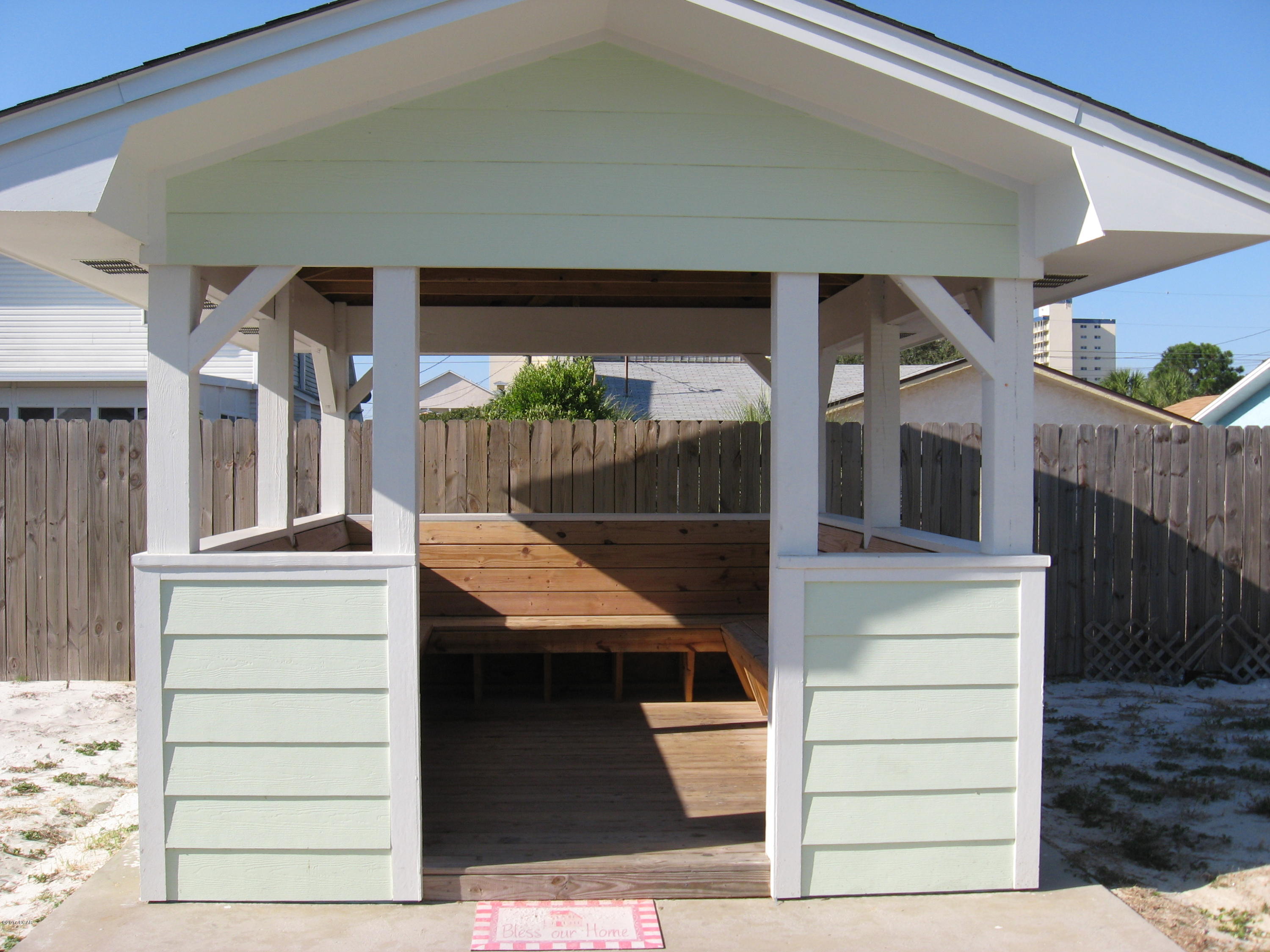 Biltmore Beach 1st Add - Residential